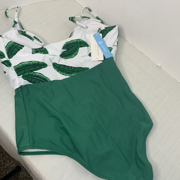 Banana Leaf Twist-Front One Piece Swimsuit - Picture 6 of 11